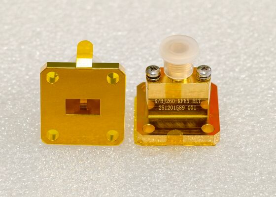 Guía de onda a adaptador coaxial con puerto de guía de onda como WR90, WR75, WR60, WR51, WR42, WR34, WR28, WR22, WR19, WR15, WR12, WR10, WRD750, WRD650, WRD500, WRD180 desde 6,5 GHz a 145 GHz